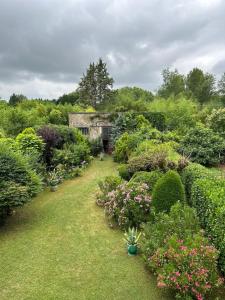 Villas Charming house with garden : photos des chambres