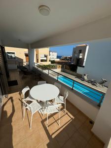 Villa Gagra - Villa with Private Pool, Air Con and Heating