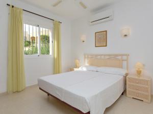 Moraira Retreat with Views