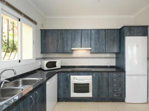 Moraira Retreat with Views