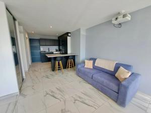 T3 rénové résidence front de mer - Clim, Parking