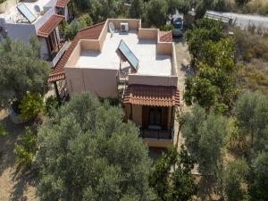 Villa in Crete near Beach and Olive Groves