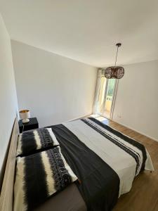 Appartements Grand appartement neuf a cote des plages : photos des chambres