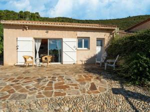 Villas Villa in Roquebrun with Private Pool : photos des chambres