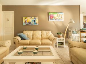 Villas Villa in Roquebrun with Private Pool : photos des chambres