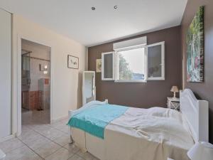 Villas Villa in Roquebrun with Private Pool : photos des chambres