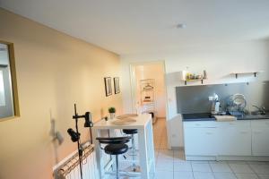 Cosy Cocon - Parking et Wifi Gratuit - Proche Luxembourg - idéal Professionnel ou Couple - OFFRE SPÉCIALE