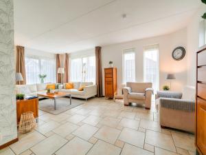 Holiday Home in Zeewolde near Forest