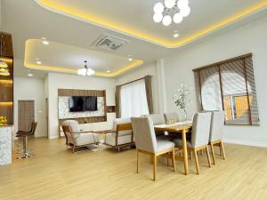 The 8 MaBella House Pattaya Pool Villa