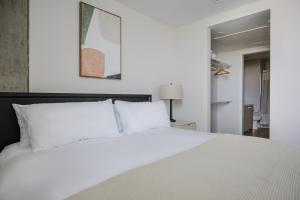 Blueground Downtown AC elevator nr parks LAX-1253