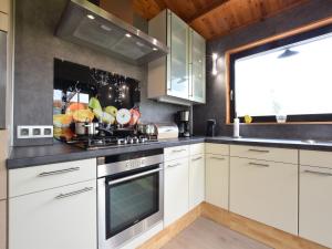 Renovated chalet near Durbuy