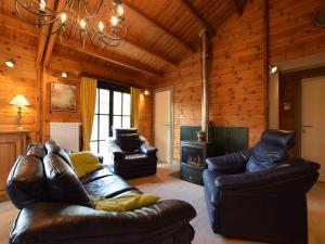 Renovated chalet near Durbuy