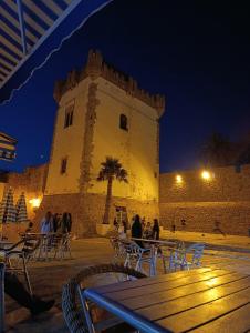 مقهى المدينة احبك