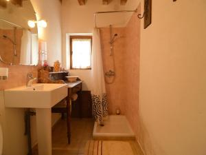 Maisons de vacances Cottage in Saint-Jean with Terrace : photos des chambres