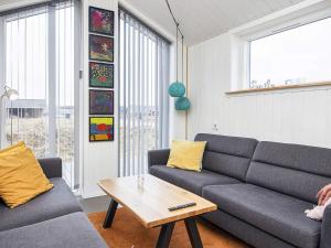 10 person holiday home in Harboøre-By Traum