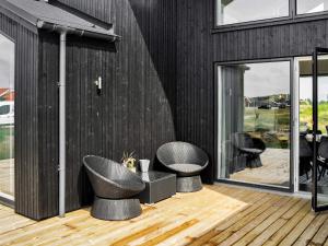 10 person holiday home in Harboøre-By Traum