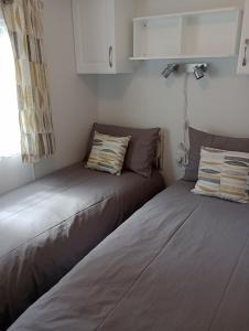 Lapwing Lodge, Howdales