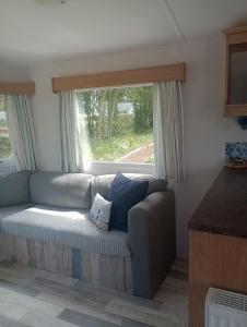 Lapwing Lodge, Howdales