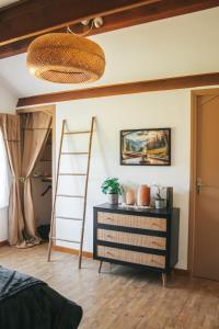 Villas Maison 6 pers jardin 3000m2 a 50 m de la riviere : photos des chambres
