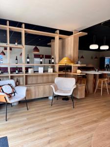 Hotels The Originals City, Hotel du Phare, Bordeaux Merignac : photos des chambres
