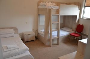 Хотел Летище Лесново