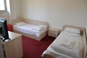 Хотел Летище Лесново