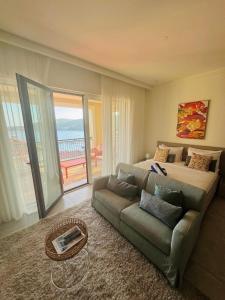 Unique Waterfront Studio - Marina Village