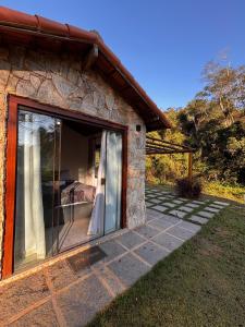 Casa di Pedra com linda vista para natureza - Miguel Pereira