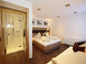 Apartment in See near Ski Slopes