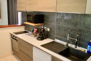 Maisons de vacances Mas La Farelle Gite, Fitness & Salle de jeux gratuite & SPA en supplement : photos des chambres