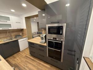 Alex Family Apartment