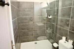 Maisons de vacances Mas La Farelle Gite, Fitness & Salle de jeux gratuite & SPA en supplement : photos des chambres