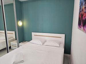 Nyvky Like Home - Файна Таун із сезонним басейном - Кв 6 низький поверх