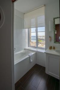 Hotels Hotel Mercure Roscoff Bord De Mer : photos des chambres