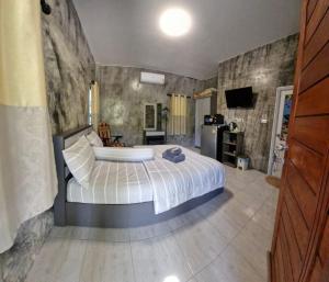 Baan Raweewan Resort