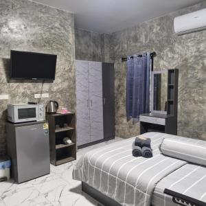 Baan Raweewan Resort