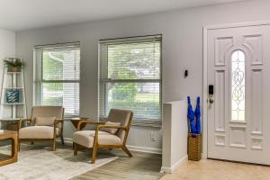 1 Mi to Vanderbilt Beach! Family Home on 500 Block