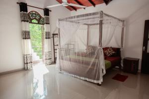 New Ridmi Villa Hiriketiya