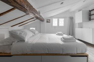 Casa De Chiari, in the historic center