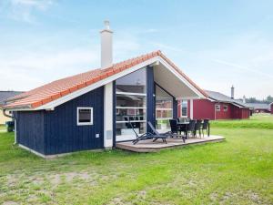 8 person holiday home in Großenbrode