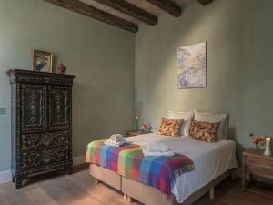 Retreat Near Siorac-en-Périgord