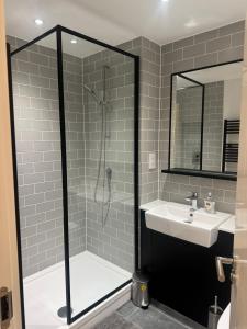 2 Bed Apartment Square