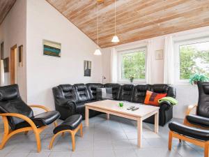 8 person holiday home in Hjørring-By Traum