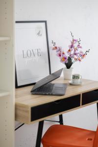 Modern Apartment Near Airport Warsaw Wlochy by Noclegi Renters