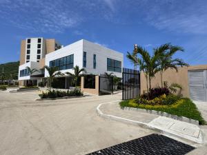 Coralina Suites - Apto moderno con wifi, a 10 min del aeropuerto