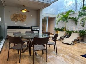 Juquehy Alto Padrão Pé na Areia - governanta inclusa