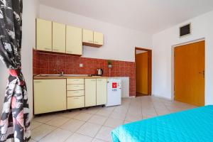 BonVie Apartments in Center B4