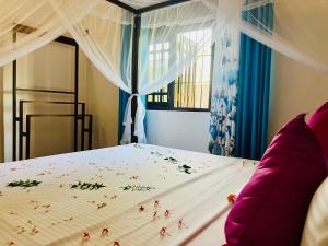 King Royal - Tangalle