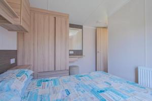 2 Bedroom Sea View Caravan