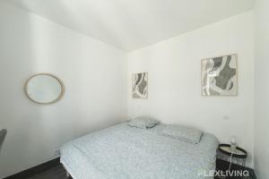 Superb 1 Elegant Room in the Heart of Paris’ 8th District